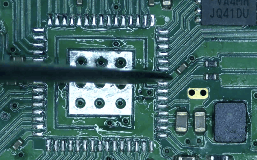 Cutting a PCB trace with a knife, doesn’t look nice…